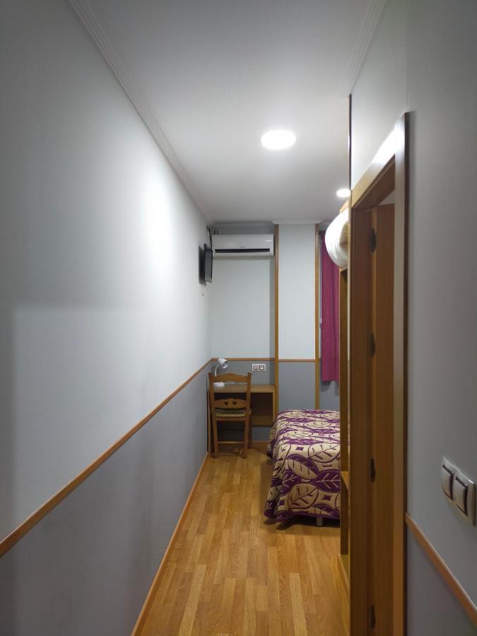 Hostal Banderas Fuensanta de Martos Exterior photo